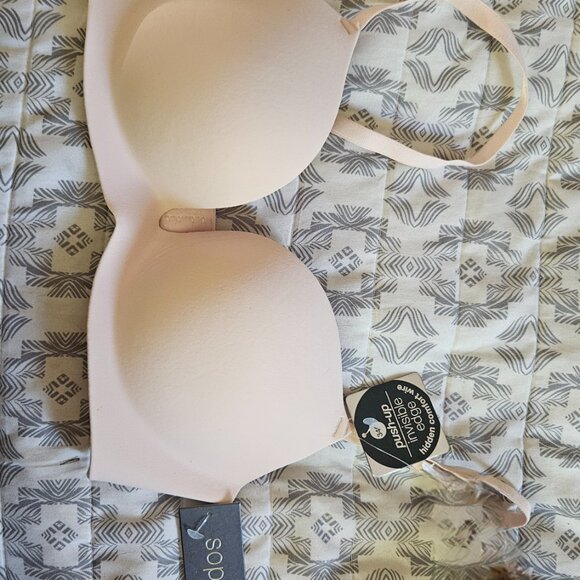 3 Push-Up no underwire bras. New with tags! - Picture 3 of 8